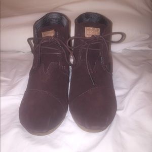 TOMS Desert Suede Wedge Brown SZ 7